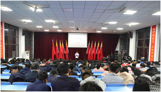 大阳城2138（中国）·官方网站举行“我为党旗添光彩”学生党员演讲比赛